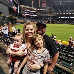 Meet your Posher, Jenn